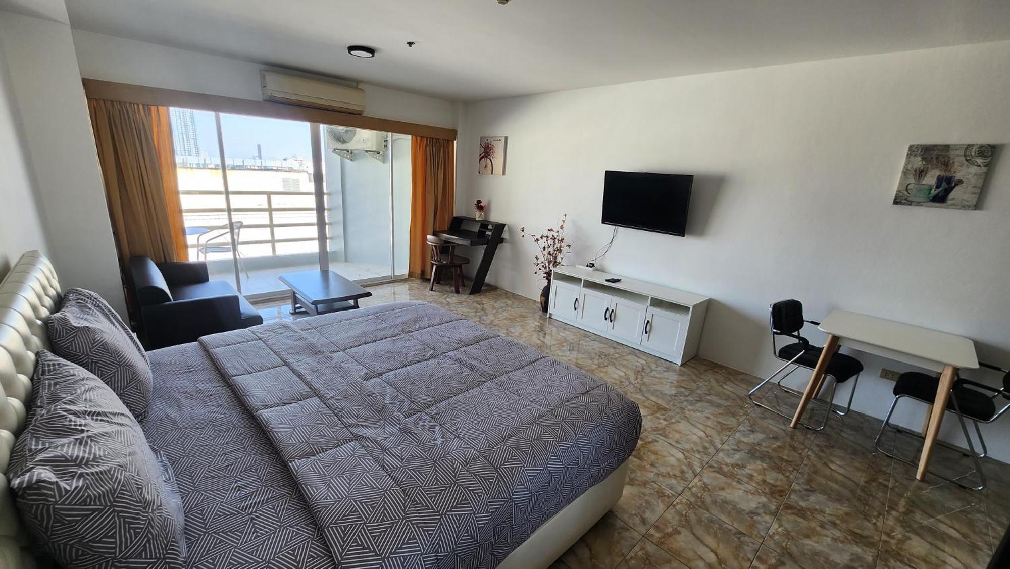 Condo Express View Talay 6 Pattaya Exterior foto