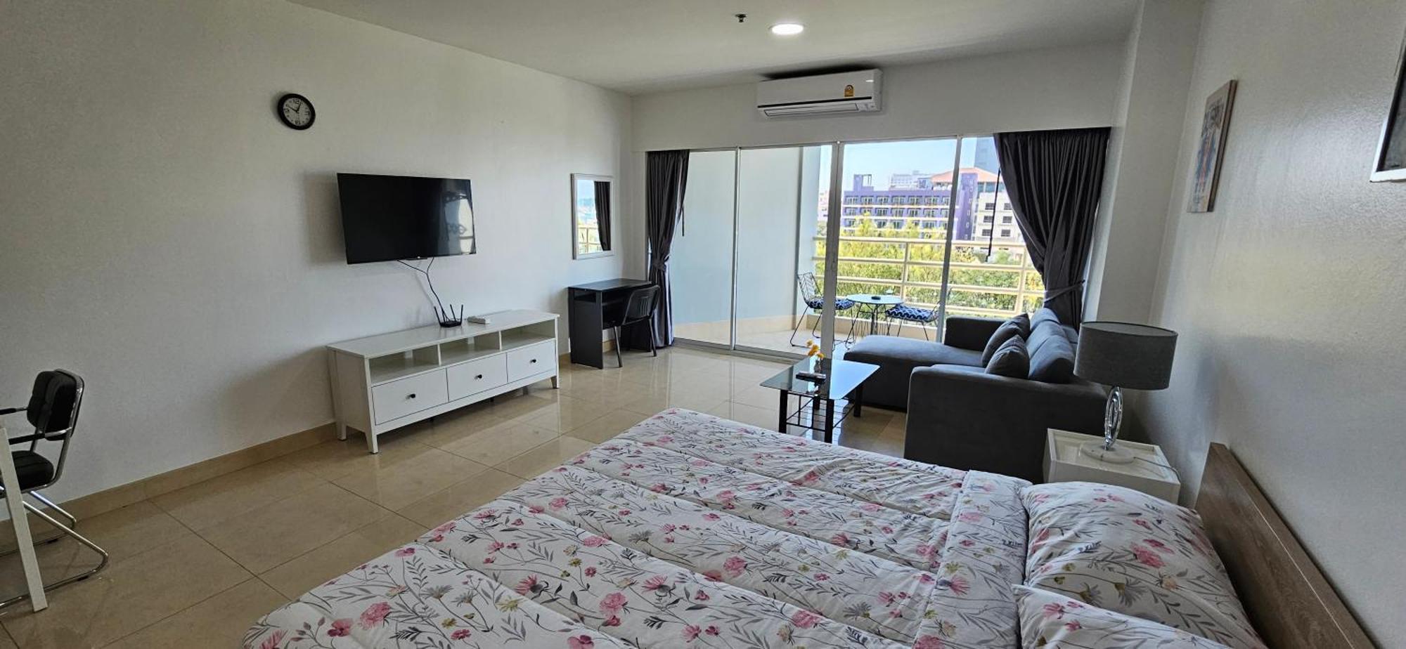 Condo Express View Talay 6 Pattaya Exterior foto