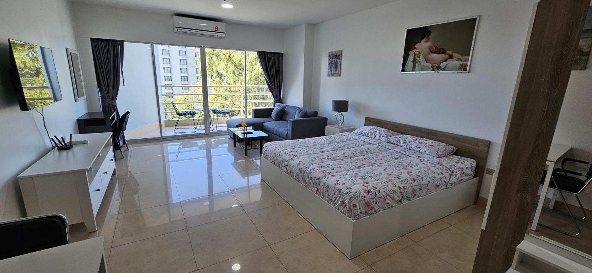 Condo Express View Talay 6 Pattaya Exterior foto