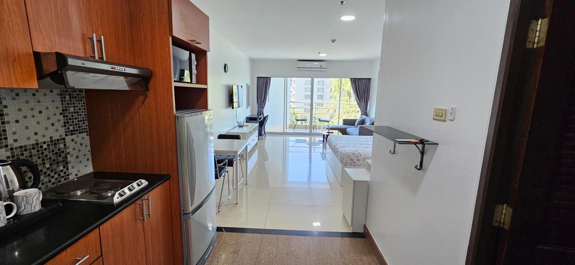 Condo Express View Talay 6 Pattaya Exterior foto