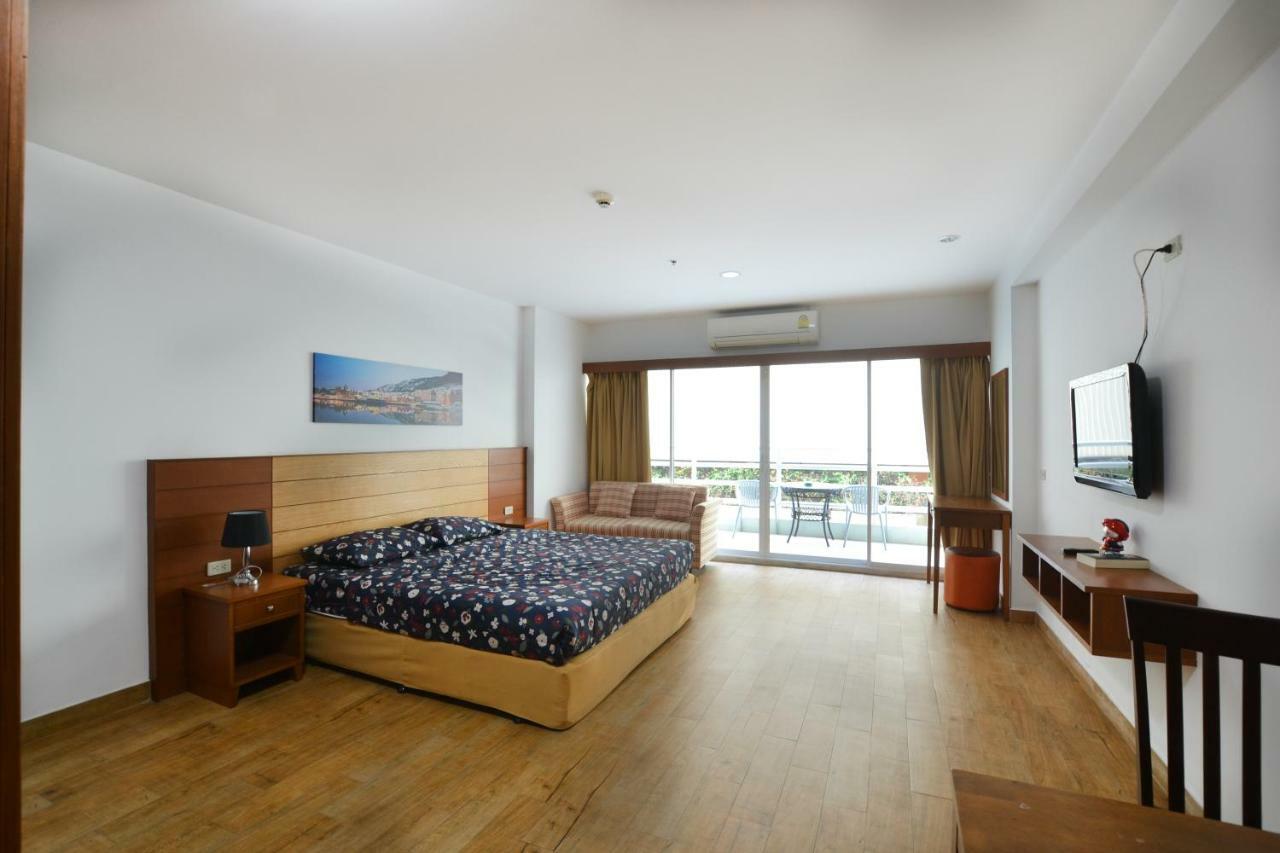 Condo Express View Talay 6 Pattaya Exterior foto